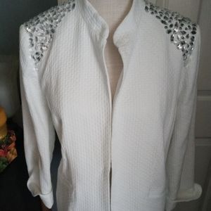 WOMANS JACKET ON FINAL.SALE